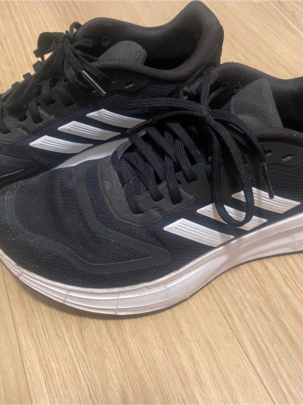 Adidas Sneakers Black and White Womens Walking Running Shoes 8.5 Three Stripe